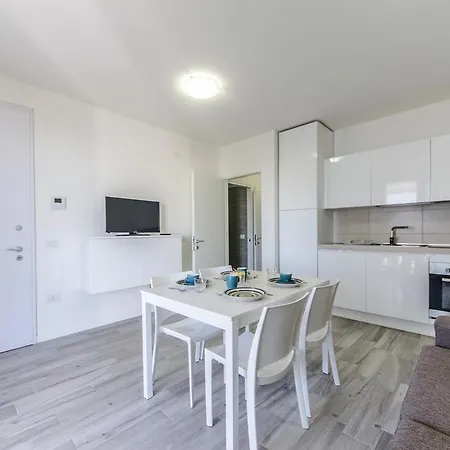 Wave Village 2 Apartment