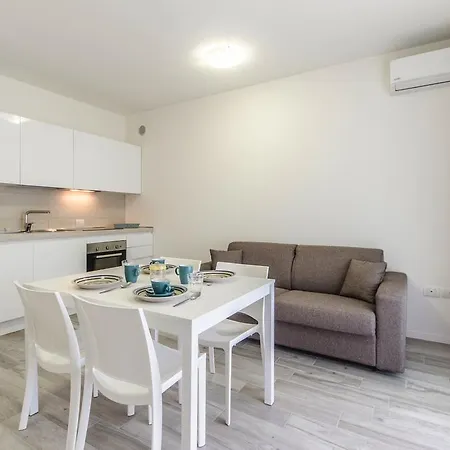 Apartment Wave Village 2